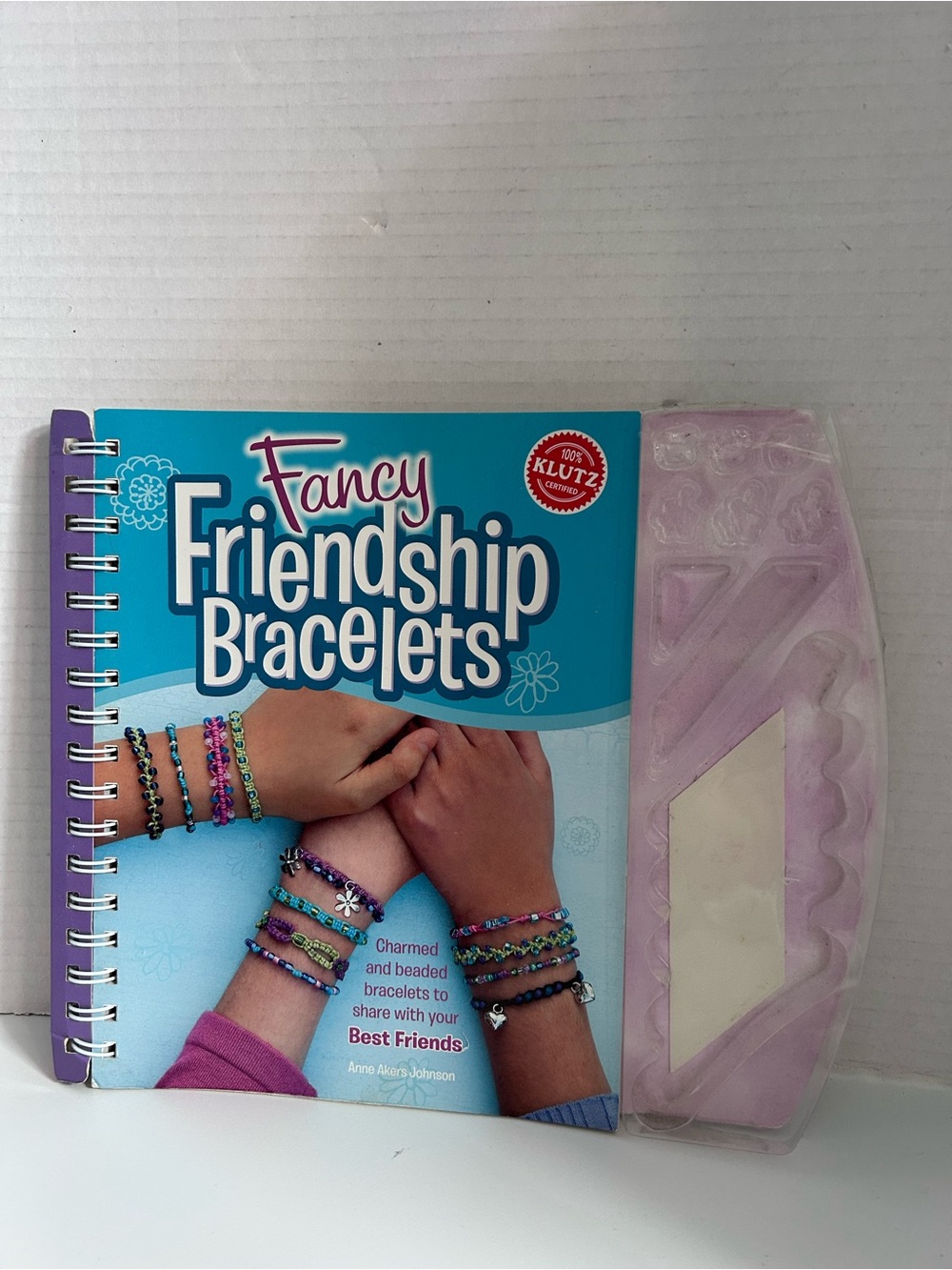 KLUTZ Fancy Friendship Bracelets book (instructions only)